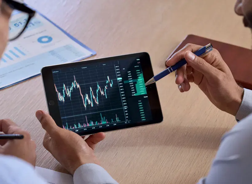 يقين بايتور إدارة الأصول